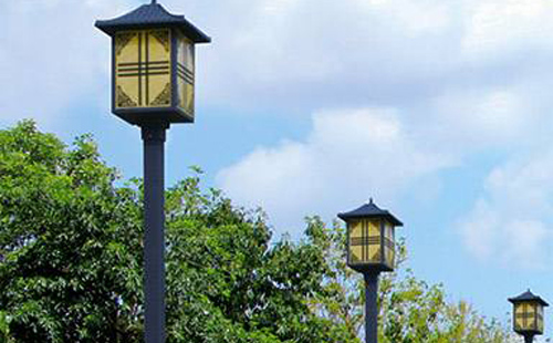 合水庭院灯安装间距与布灯设计全解析